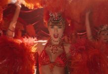 Taylor Swift entre dans l’histoire des MTV VMAs et dévoile le clip de « Patient Zero »