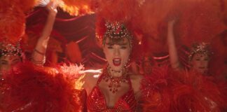 Taylor Swift entre dans l’histoire des MTV VMAs et dévoile le clip de « Patient Zero »